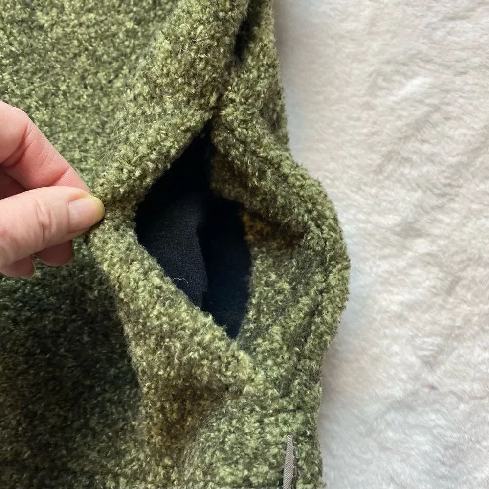 Woolrich Light Olive Heather Toggle Button Vest Size Large - Picture 8 of 11